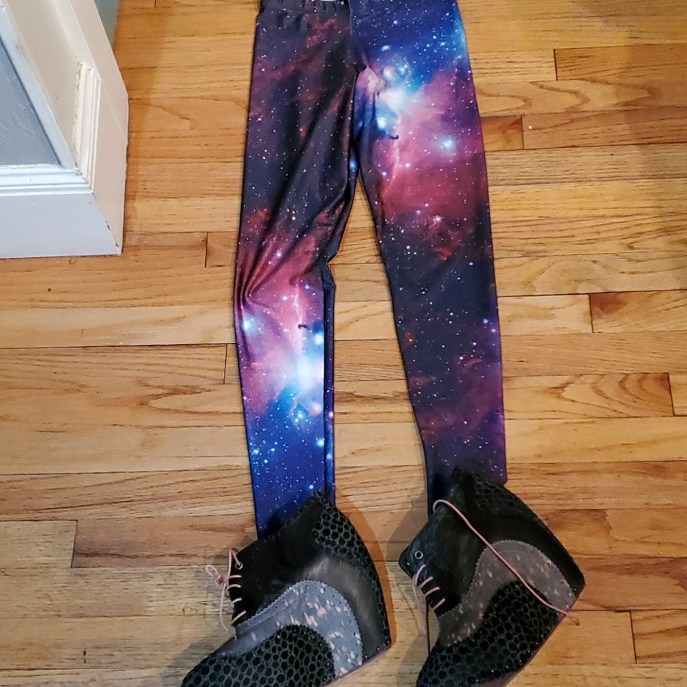 Blackmilk xs Galaxy Leggins